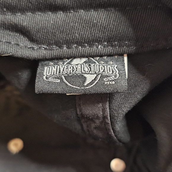 Universal Studios Black Hat - Picture 8 of 8